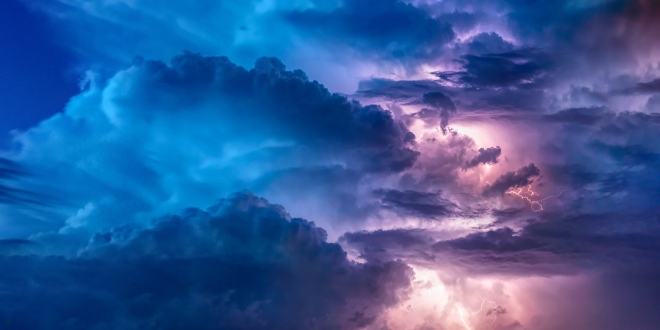 當雨神半夜來敲門 - 海陸風輻合降雨