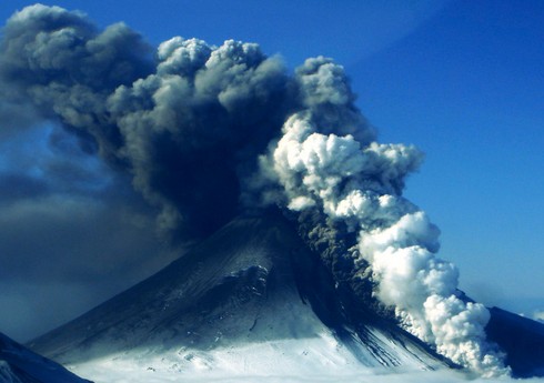 巴普洛夫火山.jpg