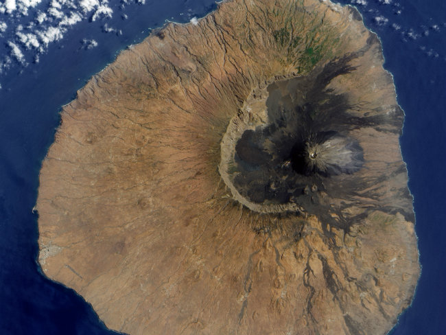 Mount_Pico_do_Fogo_Cape_Verde_Thinkstock_650x488.jpg